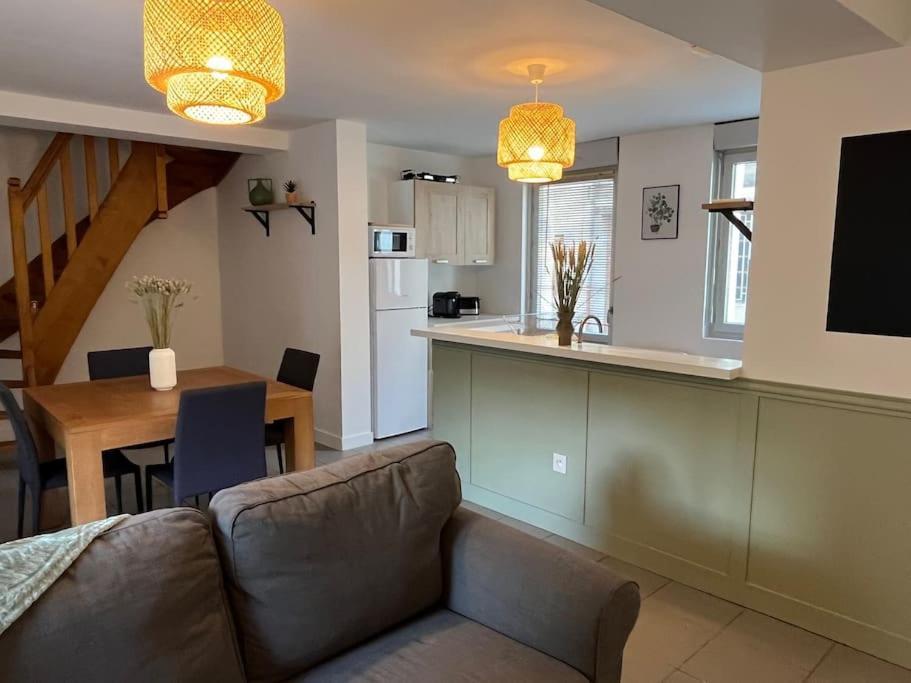 Holiday home Le Chaleureux. Maison A 2 Pas Du Centre Ville/proche Du Zoo De Beauval