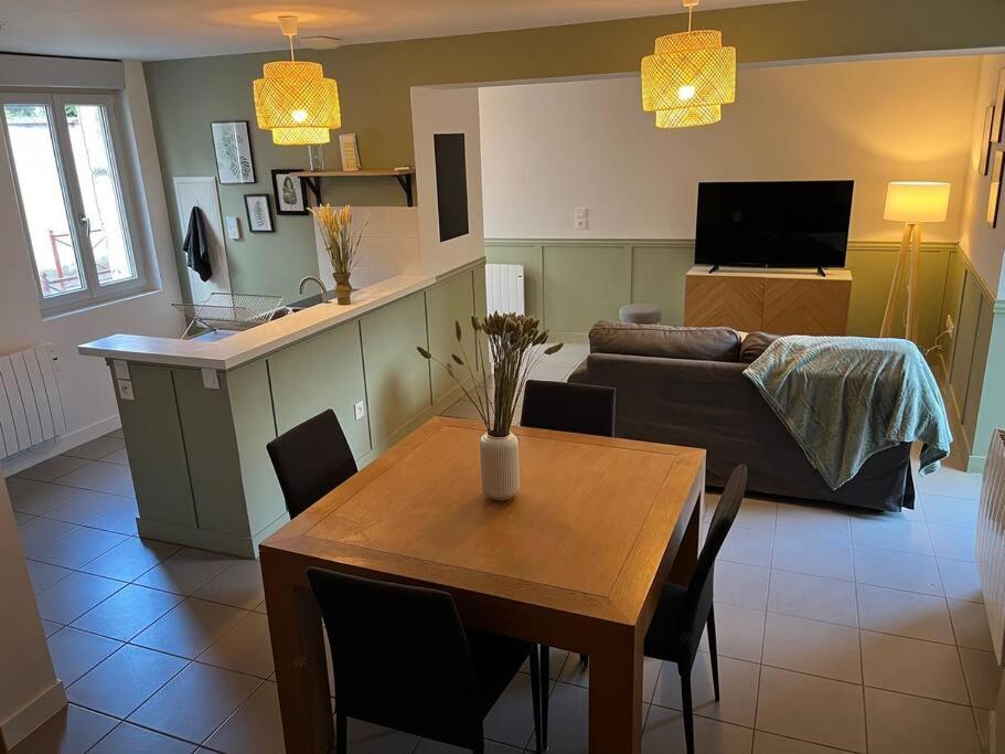 Le Chaleureux. Maison A 2 Pas Du Centre Ville/proche Du Zoo De Beauval Holiday home *